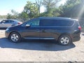 2018 Chrysler Pacifica — photo 15 of 17 | VIN 2C4RC1N73JR229404