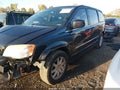 2013 Chrysler Town & Country — photo 2 of 17 | VIN 2C4RC1BG1DR705402