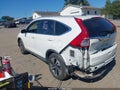 2016 Honda CR-V — photo 3 of 16 | VIN 5J6RM4H93GL086476