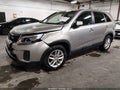 2015 Kia Sorento — photo 2 of 19 | VIN 5XYKT3A61FG629449