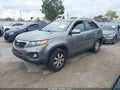 2013 Kia Sorento — photo 2 of 11 | VIN 5XYKT4A29DG370824