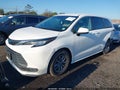 2022 Toyota Sienna — photo 2 of 21 | VIN 5TDKRKEC6NS110584