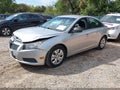 2014 Chevrolet Cruze — photo 2 of 17 | VIN 1G1PA5SG7E7306347