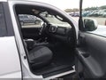 2018 Toyota Tacoma — photo 5 of 17 | VIN 5TFCZ5AN5JX133274