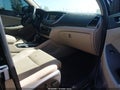 2016 Hyundai Tucson — photo 5 of 16 | VIN KM8J3CA2XGU057236