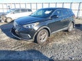 2018 Hyundai Santa Fe — photo 2 of 16 | VIN 5XYZT3LB8JG560292