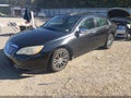 2011 Chrysler 200 — photo 2 of 16 | VIN 1C3BC2FG3BN520624