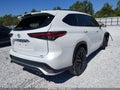 2023 Toyota Highlander — photo 4 of 16 | VIN 5TDKDRAH3PS024130