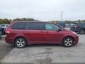 2013 Toyota Sienna — photo 13 of 16 | VIN 5TDKK3DC2DS325843