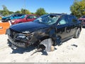 2018 Chrysler 300 — photo 2 of 16 | VIN 2C3CCABT2JH160142