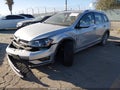 2017 Volkswagen Golf Alltrack — photo 2 of 15 | VIN 3VWH17AU5HM512921