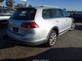 2017 Volkswagen Golf Alltrack — photo 4 of 15 | VIN 3VWH17AU5HM512921