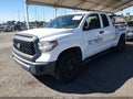 2018 Toyota Tundra — photo 2 of 15 | VIN 5TFRM5F17JX123943