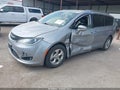 2017 Chrysler Pacifica — photo 2 of 16 | VIN 2C4RC1EG3HR708478