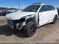 2024 Volkswagen Tiguan — photo 2 of 16 | VIN 3VV8B7AX9RM039019