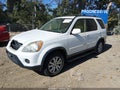 2005 Honda CR-V — photo 2 of 16 | VIN SHSRD78965U304569