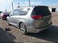 2017 Chrysler Pacifica — photo 3 of 16 | VIN 2C4RC1EG3HR570716