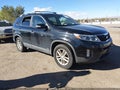 2014 Kia Sorento — photo 1 of 11 | VIN 5XYKTDA76EG539226