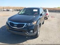 2011 Kia Sorento — photo 2 of 11 | VIN 5XYKUDA20BG002493