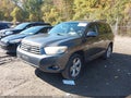 2008 Toyota Highlander — photo 2 of 16 | VIN JTEES42A482009759