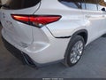 2022 Toyota Highlander — photo 6 of 16 | VIN 5TDYZRAH4NS097581