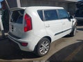 2013 Kia Soul — photo 4 of 16 | VIN KNDJT2A61D7771798