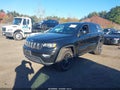 2017 Jeep Grand Cherokee — photo 2 of 16 | VIN 1C4RJFAGXHC662536