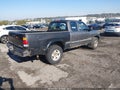 2003 Toyota Tundra — photo 4 of 16 | VIN 5TBBN44123S380778