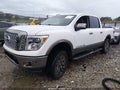 2018 Nissan Titan — photo 2 of 16 | VIN 1N6AA1E56JN534813