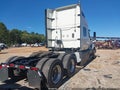 2023 International LT — photo 4 of 23 | VIN 3HSDZTZR5PN779351