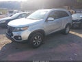 2011 Kia Sorento — photo 2 of 11 | VIN 5XYKTDA17BG154930