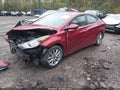 2016 Hyundai Elantra — photo 2 of 16 | VIN 5NPDH4AE6GH653084