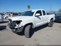 2017 Toyota Tacoma — photo 2 of 17 | VIN 5TFRX5GN1HX088397