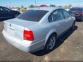1998 Volkswagen Passat — photo 4 of 12 | VIN WVWMA63B2WE428775