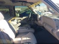 2000 Chevrolet Tahoe — photo 5 of 16 | VIN 1GNEC13R2YR215388