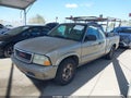 2003 GMC Sonoma — photo 2 of 16 | VIN 1GTCS19X538217465