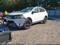 2015 Toyota RAV4 — photo 2 of 17 | VIN 2T3WFREV7FW151813