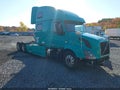 2012 Volvo VN — photo 1 of 17 | VIN 4V4NC9EJ8CN535088
