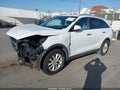 2016 Kia Sorento — photo 2 of 16 | VIN 5XYPG4A37GG010717