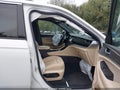 2024 Jeep Grand Cherokee — photo 5 of 16 | VIN 1C4RJYB64RC171561