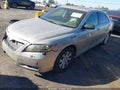 2007 Toyota Camry Hybrid — photo 2 of 11 | VIN JTNBB46K573026021