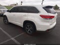 2017 Toyota Highlander — photo 3 of 17 | VIN 5TDZARFH1HS027867