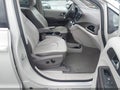 2017 Chrysler Pacifica — photo 5 of 17 | VIN 2C4RC1EG8HR752895