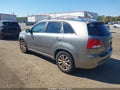 2011 Kia Sorento — photo 3 of 11 | VIN 5XYKWDA2XBG131951