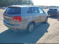 2011 Kia Sorento — photo 4 of 11 | VIN 5XYKWDA2XBG131951