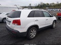 2011 Kia Sorento — photo 4 of 11 | VIN 5XYKTDA16BG110904
