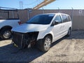 2016 Dodge Grand Caravan — photo 2 of 16 | VIN 2C4RDGBG1GR202165