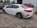 2015 Kia Optima — photo 3 of 17 | VIN 5XXGM4A79FG377469