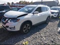 2017 Nissan Rogue — photo 2 of 16 | VIN JN8AT2MV6HW274457