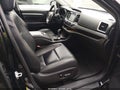 2019 Toyota Highlander — photo 5 of 17 | VIN 5TDJZRFH7KS621716